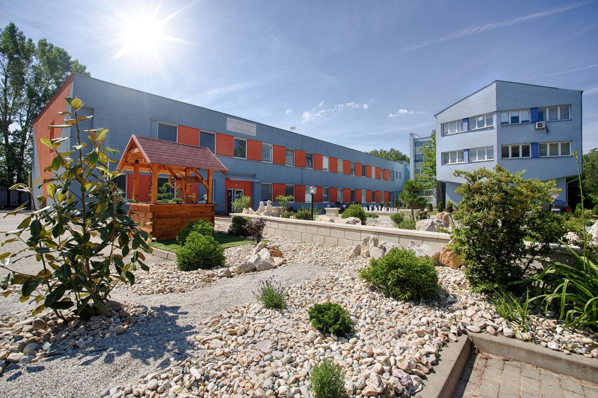 Agro Complex Apartments Nyitra Kültér fotó