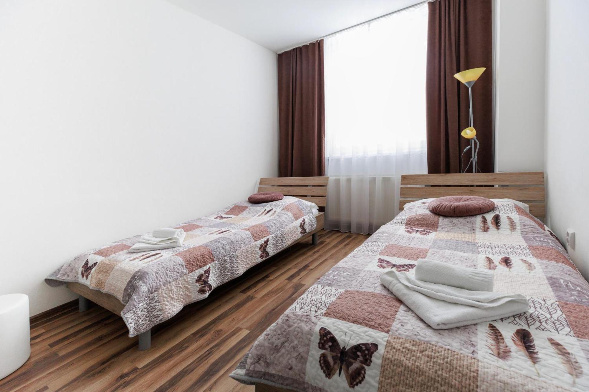Agro Complex Apartments Nyitra Szoba fotó