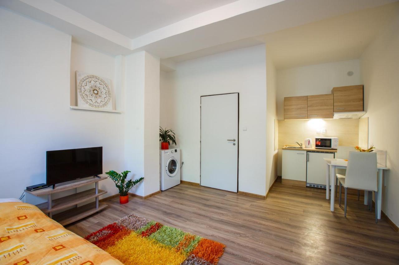 Agro Complex Apartments Nyitra Kültér fotó