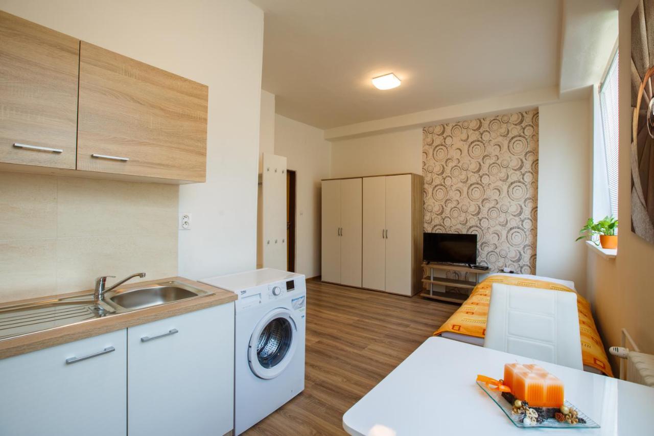 Agro Complex Apartments Nyitra Kültér fotó